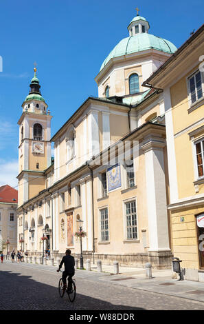 St. Nikolaus Dom Ljubljana Kathedrale mit einer barocken Gestaltung von Andrea Pozzo in Cyril Methodius Platz Ljubljana Slowenien Eu Stockfoto