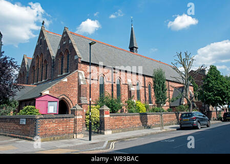 Der hl. Apostel Thomas, Architekt Ewan Christian 1888 oder der St. Thomas's Road 1889, Finsbury Park, Londoner Stadtteil Islington. Stockfoto