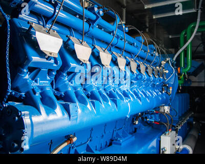 Motor des BHKW. Diesel- und industriellen elektrischen Generator. Alternative Energie für die Industrie. Stockfoto