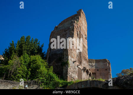 Die Ruinen der Thermen des Trajan Bade- und Freizeitanlage im antiken Rom ab 104 AD Stockfoto