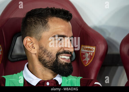 Turin, Italien. 08 Aug, 2019. Tomas Rincon of Torino FC wirft vor dem UEFA Europa League dritte Qualifying Runde Fußballspiel zwischen Torino FC und Shakhtyor Soligorsk. Torino FC gewann 5-0 gegen Shakhtyor Soligorsk im Stadio Olimpico Grande Torino in Italien Turin, 8. August 2019 (Foto von Alberto Gandolfo/Pacific Press) Quelle: Pacific Press Agency/Alamy leben Nachrichten Stockfoto