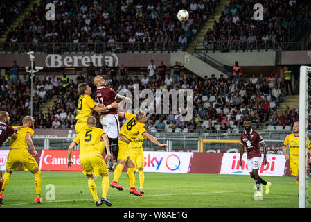 Turin, Italien. 08 Aug, 2019. Simone Zaza von Torino FC in Aktion während der UEFA Europa League dritte Qualifying Runde Fußballspiel zwischen Torino FC und Shakhtyor Soligorsk. Torino FC gewann 5-0 gegen Shakhtyor Soligorsk im Stadio Olimpico Grande Torino in Italien Turin, 8. August 2019 (Foto von Alberto Gandolfo/Pacific Press) Quelle: Pacific Press Agency/Alamy leben Nachrichten Stockfoto