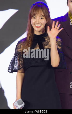 Sängerin und Schauspielerin Kwon Yu-ri (JURI) der Koreanischen Mädchen Gruppe Girls' Generation besucht eine Pressekonferenz für die Ausstrahlung Ihrer neuen Web drama Stockfoto