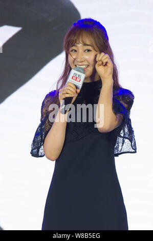 Sängerin und Schauspielerin Kwon Yu-ri (JURI) der Koreanischen Mädchen Gruppe Girls' Generation besucht eine Pressekonferenz für die Ausstrahlung Ihrer neuen Web drama Stockfoto
