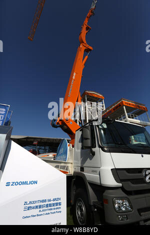 ------ Baumaschinen von zoomlion sind auf der 7. Internationalen Fachmesse für Baumaschinen, Baustoffmaschinen, C Stockfoto