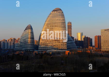 Ansicht der Wangjing Soho von Soho China in Peking, China, 4. März 2015 entwickelt. Die wangjing Soho Gebäudekomplex, entworfen von Iraqi-British Zah Stockfoto