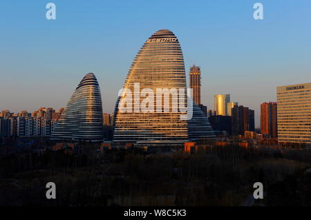 Ansicht der Wangjing Soho von Soho China in Peking, China, 4. März 2015 entwickelt. Die wangjing Soho Gebäudekomplex, entworfen von Iraqi-British Zah Stockfoto