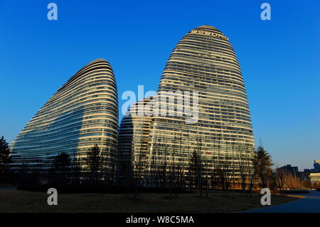 Ansicht der Wangjing Soho von Soho China in Peking, China, 4. März 2015 entwickelt. Die wangjing Soho Gebäudekomplex, entworfen von Iraqi-British Zah Stockfoto
