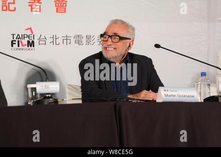 Der amerikanische Regisseur Martin Scorsese lächelt während einer internationalen Pressekonferenz für seinen Film "Silence" in Taipei, Taiwan, 4. Mai 2015. Stockfoto