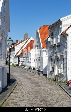 Alte Stadt Stavanger in Norwegen September 2018, traditionellen weißen Häusern