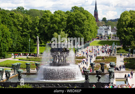 Oslo Norwegen - 22. Juni 2019: Blick auf Brunnen in der Vigeland Park Stockfoto