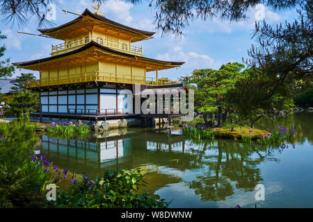 Japan, Honshu Island, Region Kansai, Kyoto, Kinkaku-ji Tempel oder Golden Temple Stockfoto