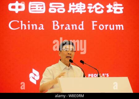 Zhou Kai Jose klein Rocha, Präsident von Haier Group, spricht an der China Marke Forums in Peking, China, 16. Juli 2015. Stockfoto