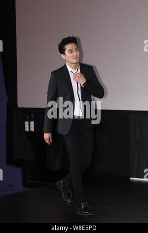 Koreanische Schauspieler Song Seung-heon kommt auf einer Pressekonferenz für seinen Film 'Miss Frau" in Seoul, Südkorea, 13. Juli 2015. Stockfoto