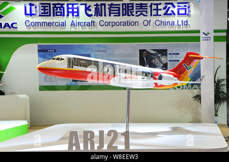 ---- Blick auf einem Stand von COMAC (Commercial Aircraft Corporation von China) während der 17. Internationalen Messe für China in Shanghai, China, 3 Keine Stockfoto