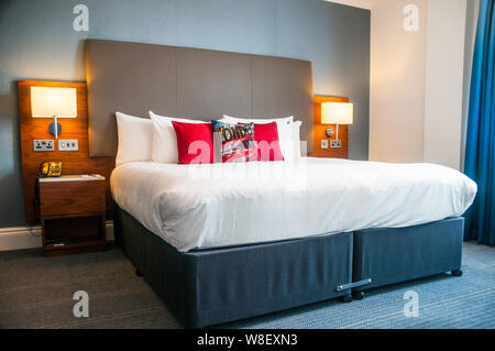 Ein Felsen Royalty Junior Suite Zimmer im Hard Rock Hotel London. Stockfoto