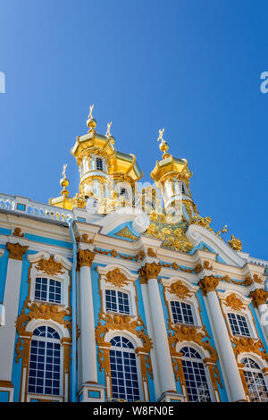Die Schlosskapelle, Kirche der Auferstehung, in Catherine's Palace, Puschkin, St. Petersburg, Russland am 22. Juli 2019 Stockfoto