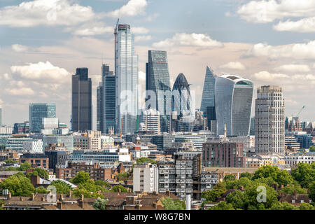 August 2019, Stadt London Skyline vom Südwesten der Themse, London, England, Vereinigtes Königreich, Europa. Stockfoto