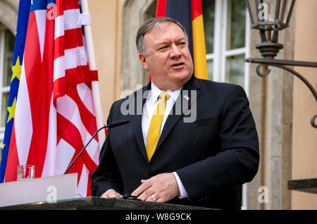 Us-Staatssekretär Michael R. Pompeo hält eine Gemeinsame drücken Sie die Verfügbarkeit mit deutschen Außenminister Heiko Maas in Berlin, Deutschland, am 31. Mai 2019 Stockfoto