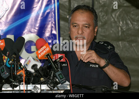 Kuala Lumpur, Malaysia. 9 Aug, 2019. Negri Sembilan stellvertretender Polizeichef Sac che Zakaria Othman Adressen der Medien in Seremban, Negeri Sembilan, Malaysia am 9. August 2019. Quelle: Chris Jung/ZUMA Draht/Alamy leben Nachrichten Stockfoto