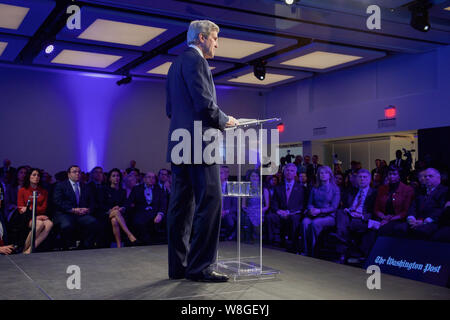Sekretär Kerry spricht über Pressefreiheit und seine Arbeit zu befreien Jason Rezaian an einer Zeremonie zu widmen einen neuen Hauptsitz in der Washington Post - Januar 2 Stockfoto