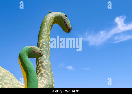 Holbrook, Arizona/USA - August 3, 2919: Grüne Dinosaurier Statue Stockfoto