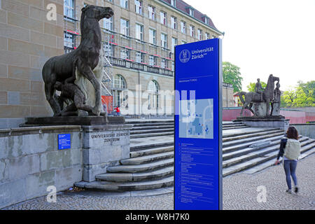 Zürich, Schweiz, 22. Mai 2019 - Ansicht von der Universität Zürich (UZH, Universität Zürich), Zürich, Schweiz. Es ist die größte Universität in S Stockfoto