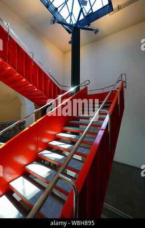 Zürich, Schweiz, 22. Mai 2019 - Ansicht von der Universität Zürich (UZH, Universität Zürich), Zürich, Schweiz. Es ist die größte Universität in S Stockfoto