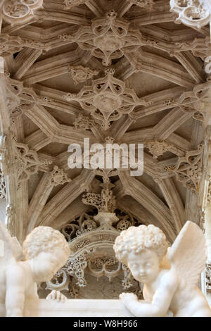 Angelots. Sanctuaire de Marguerite d'Autriche. Eglise Saint-Nicolas-de-Tolentin de Brou. Bourg-en-Bresse. /Putten. Das Heiligtum von Margarete von Österreich Stockfoto