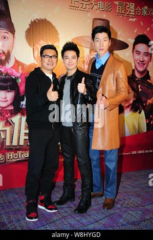 (Von links) der chinesische Regisseur und Schauspieler Wang Yuelun, Taiwanesisch Sänger und Schauspieler Jimmy Lin und Chinesische Model und Schauspielerin Zhang Liang ein Daumen machen Anmelden Stockfoto