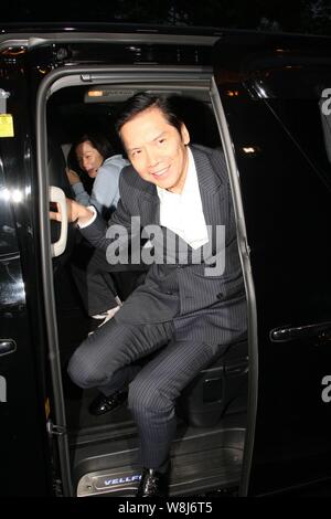 Charles Heung Wah-Keung, Chairman von China Star Entertainment Ltd., kommt an der 60th birthday Party für Hong Kong Regisseur Johnny To in Hongkong, Stockfoto