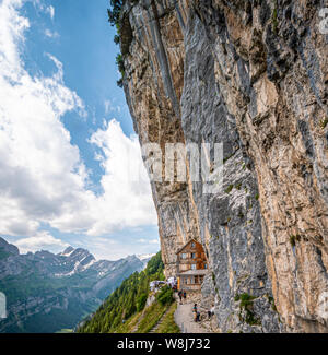 Taverne Gasthaus Aescher Wildkirchli am Alpstein in der Schweiz genannt - Reise Fotografie Stockfoto