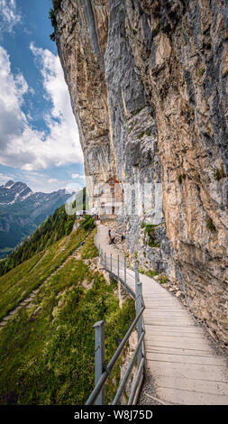 Taverne Gasthaus Aescher Wildkirchli am Alpstein in der Schweiz genannt - Reise Fotografie Stockfoto