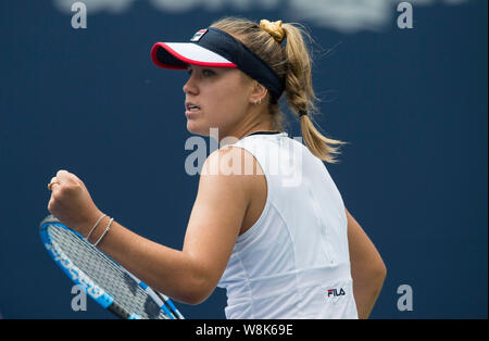 Toronto, Kanada. 9 Aug, 2019. Sofia Kenin der Vereinigten Staaten feiert zählen während die Viertelfinale der Damen Einzel gegen Elina Svitolina der Ukraine am 2019 Rogers Schale in Toronto, Canada, Jan. 9, 2019. Credit: Zou Zheng/Xinhua/Alamy leben Nachrichten Stockfoto