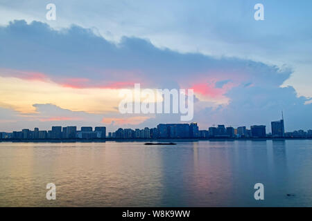 Skyline von qianjiang neue Stadt in Hangzhou City, East China Zhejiang provinz, 26. Juli 2015. Stockfoto