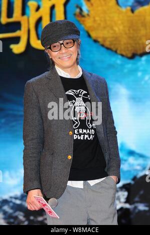 Hong Kong Regisseur Stephen Chow besucht eine Pressekonferenz für seinen Film "Die Meerjungfrau" in Shanghai, China, 27. Januar 2016. Stockfoto