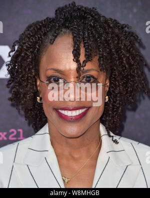 West Hollywood, USA. 09 Aug, 2019. WEST HOLLYWOOD, LOS ANGELES, Kalifornien, USA - AUGUST 09: Charlayne Woodard kommt an der Red Carpet Event für FX 'pose' im Pacific Design Center am 9. August 2019 in West Hollywood, Los Angeles, Kalifornien, USA, statt. (Quelle: Bild Presse Agentur/Alamy leben Nachrichten Stockfoto