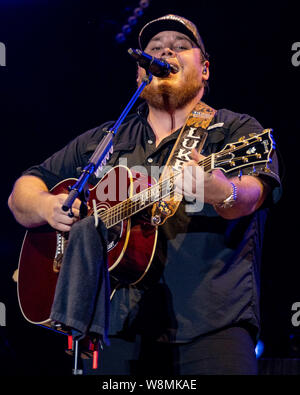 Juli 20, 2019, Twin Lakes, Wisconsin, US: Lukas Kämme im Land Thunder Music Festival in Twin Lakes, Wisconsin (Credit Bild: © Daniel DeSlover/ZUMA Draht) Stockfoto
