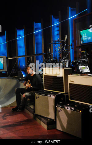 Blink 182 führt bei der Fuel TV "Die tägliche Gewohnheit "Studio am 4. Juni in Los Angeles, Kalifornien 2009. Stockfoto