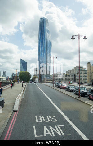 St George; Ein Blackfriars, die Vase, eines von Londons neuesten Wolkenkratzer, Southwark, London, UK Stockfoto