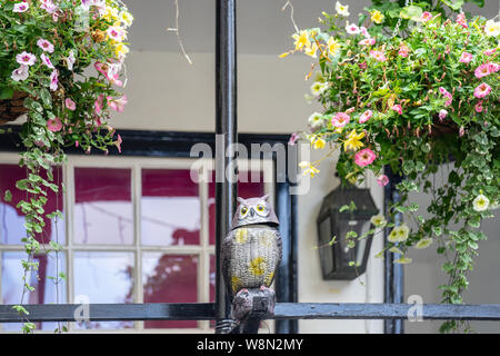 Cambridge, UK, 1. August 2019. Ursprünglich im Jahre 1667 eröffnet, als der Adler und Kind, der Adler ist eine der größeren Kneipen in Cambridge, England Stockfoto