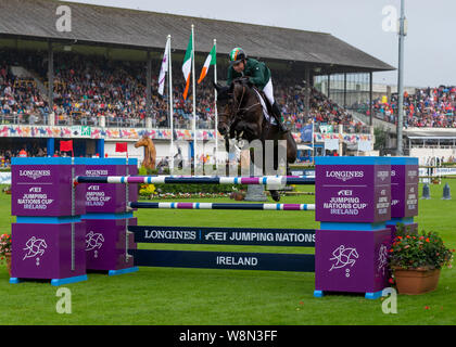 Dublin, Irland, 09. August 2019. Cian O'Connor für Team Irland konkurrieren für den Aga Khan Schale in der longines Nations Cup Springreiten am RDS Dublin Horse Show. Quelle: John Rymer/Alamy leben Nachrichten Stockfoto