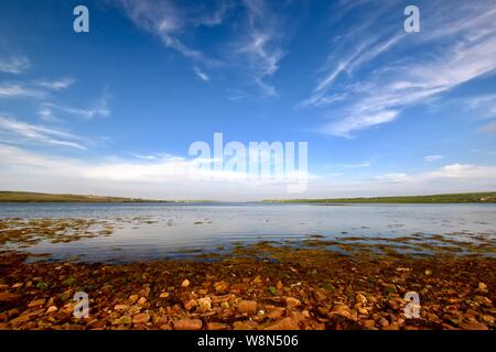 "Die Ruff" St. Margaret's Hope mit Blick über das Wasser. Stockfoto