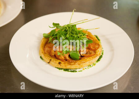 Tomaten und Rucola Gebäck Stockfoto