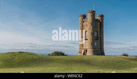 Broadway Tower in den Cotswolds Stockfoto