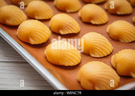 Ananas Torten oder Ananas Kuchen ist ein süßes traditionelle taiwanesische Gebäck. Stockfoto