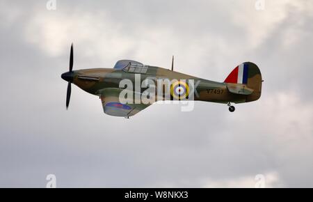 Hawker Hurricane Mk I V 7497 die Schlacht um England veteran Airborne am Shuttleworth militärische Airshow am 7. Juli 2019 Stockfoto