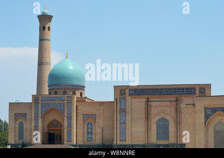 Hast Imam (hazrati Imam) Square, die wichtigsten muslimischen religiösen Komplex von Taschkent, Usbekistan Stockfoto