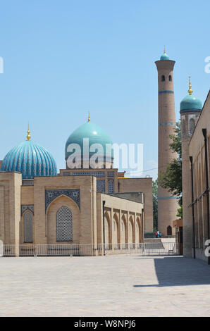 Hast Imam (hazrati Imam) Square, die wichtigsten muslimischen religiösen Komplex von Taschkent, Usbekistan Stockfoto