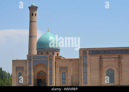 Hast Imam (hazrati Imam) Square, die wichtigsten muslimischen religiösen Komplex von Taschkent, Usbekistan Stockfoto